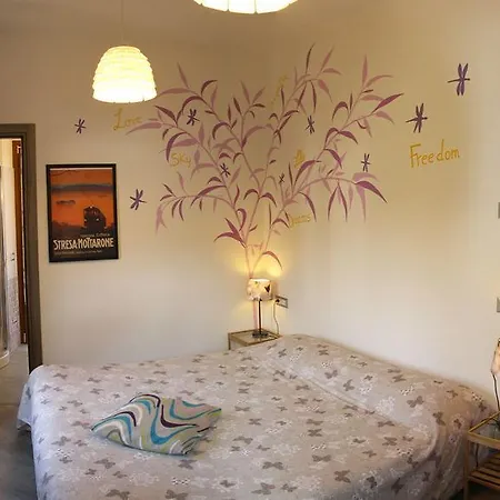 Apartment La Gatta Viola