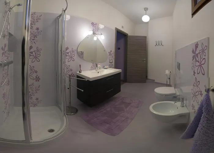 La Gatta Viola Lägenhet Stresa